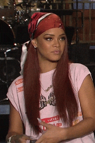 rih side eye.gif